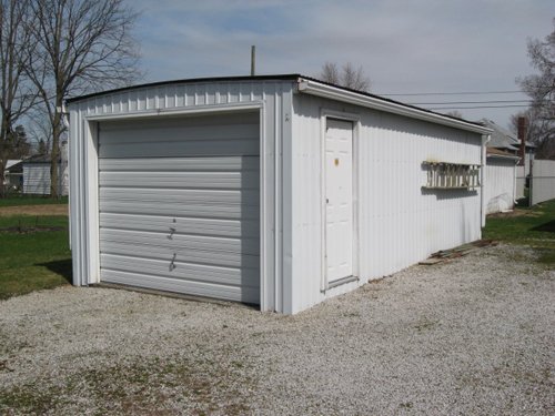 Property photo 7 - Estate Auction- 2 Bedroom Home and Personal Property